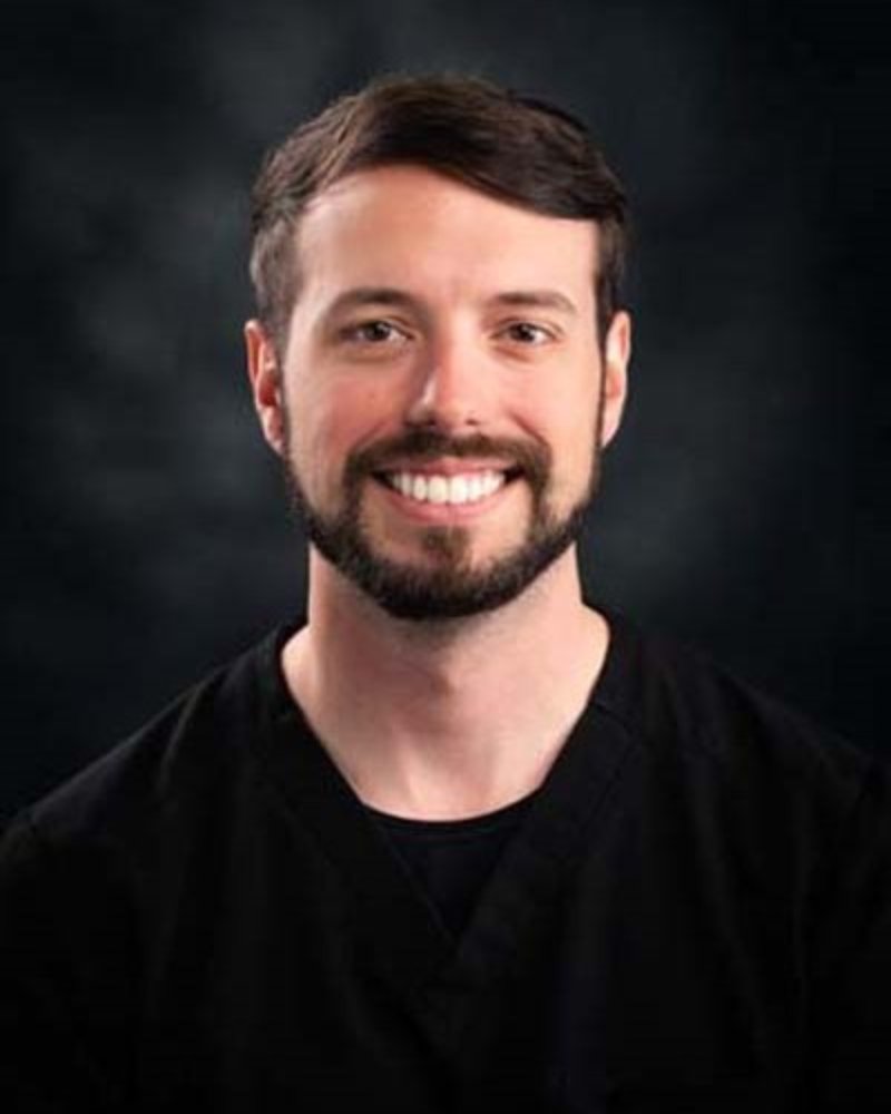  Nicholas Mucci