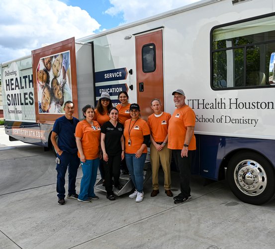 Volunteers from UT Dentists and UTHealth Houston School of Dentistry provided dental screenings and oral hygiene education in connection with 2023 Houston Half Marathon & 10K, that the university served as title sponsor for.