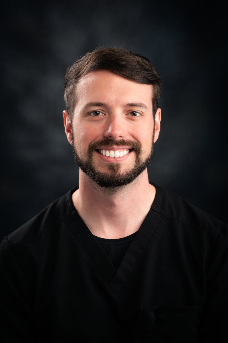  Nicholas Mucci