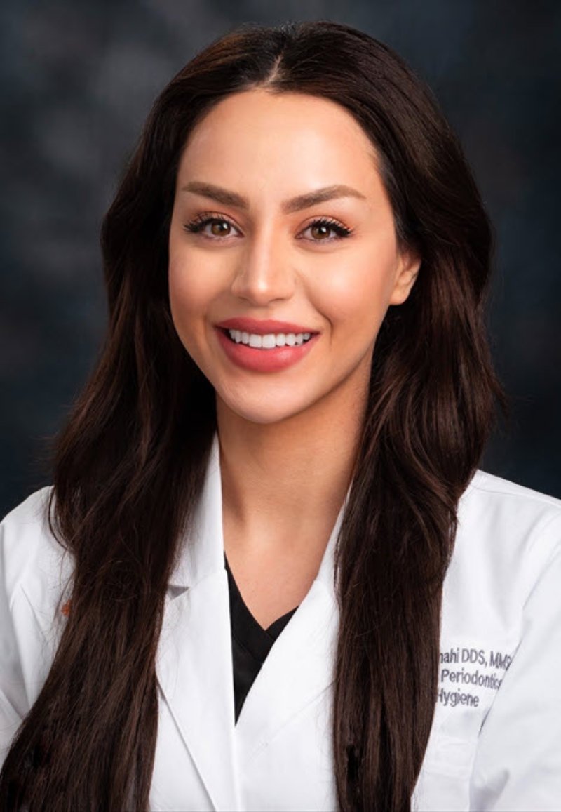  Sahar Dowlatshahi